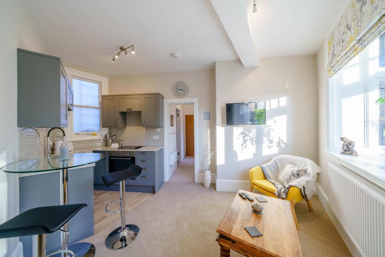 Upper Thames & Lower Thames - Stunning Apartments Henley-on-Thames Extérieur photo