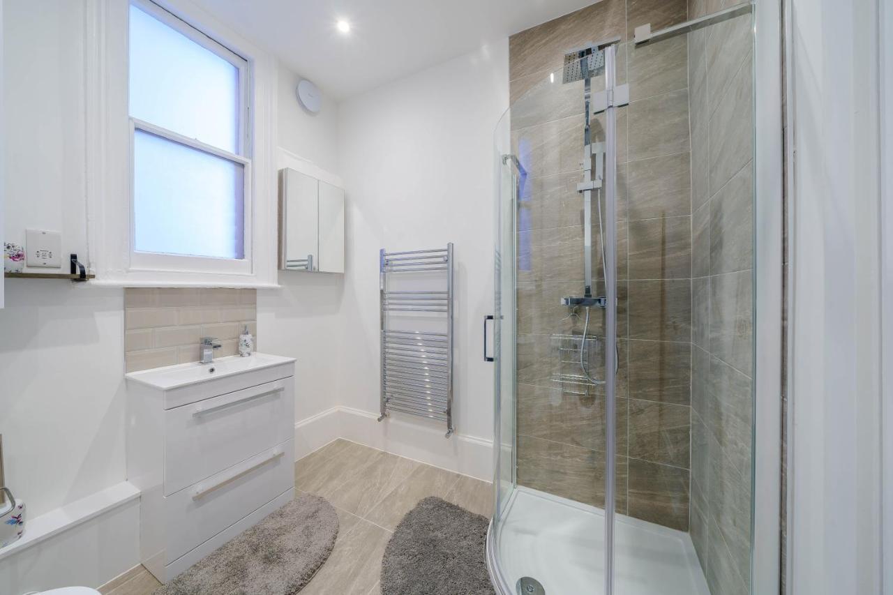 Upper Thames & Lower Thames - Stunning Apartments Henley-on-Thames Extérieur photo