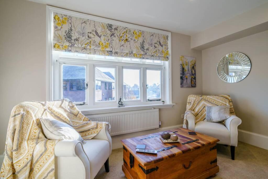 Upper Thames & Lower Thames - Stunning Apartments Henley-on-Thames Extérieur photo